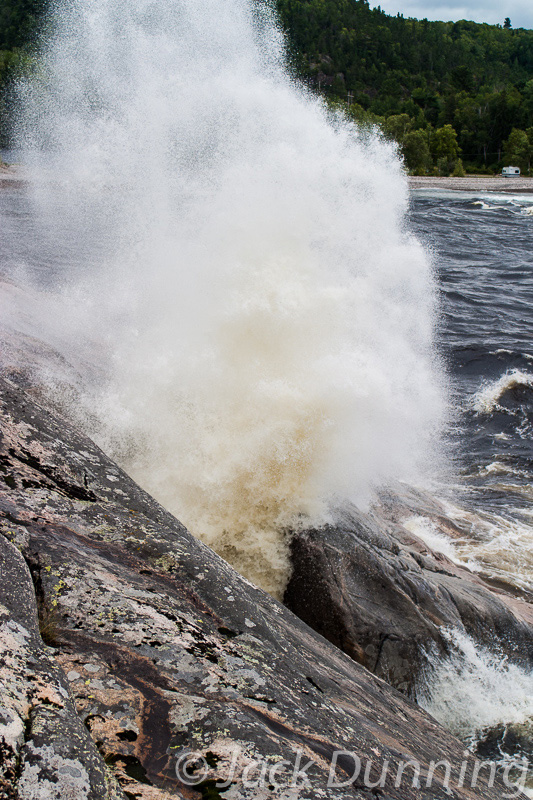 Shoreline Explosion, Waves at Lake Superior Provincial Park